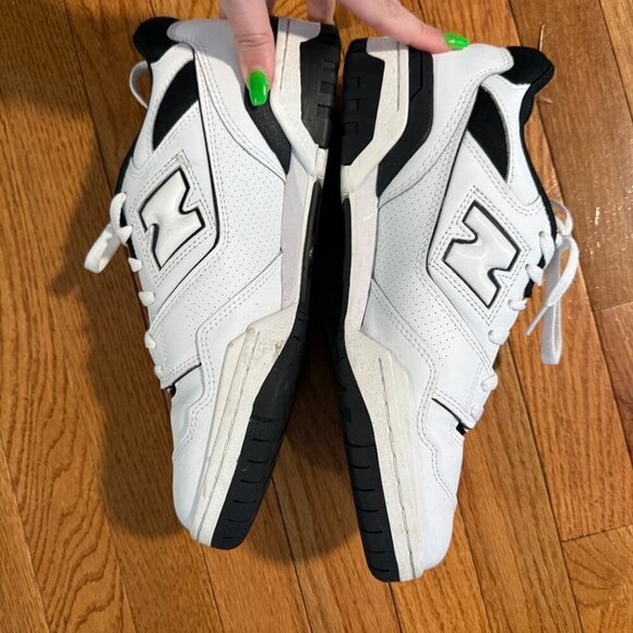 New Balance Unisex BB550 Black & White M10.5/W12 - Picture 4 of 9